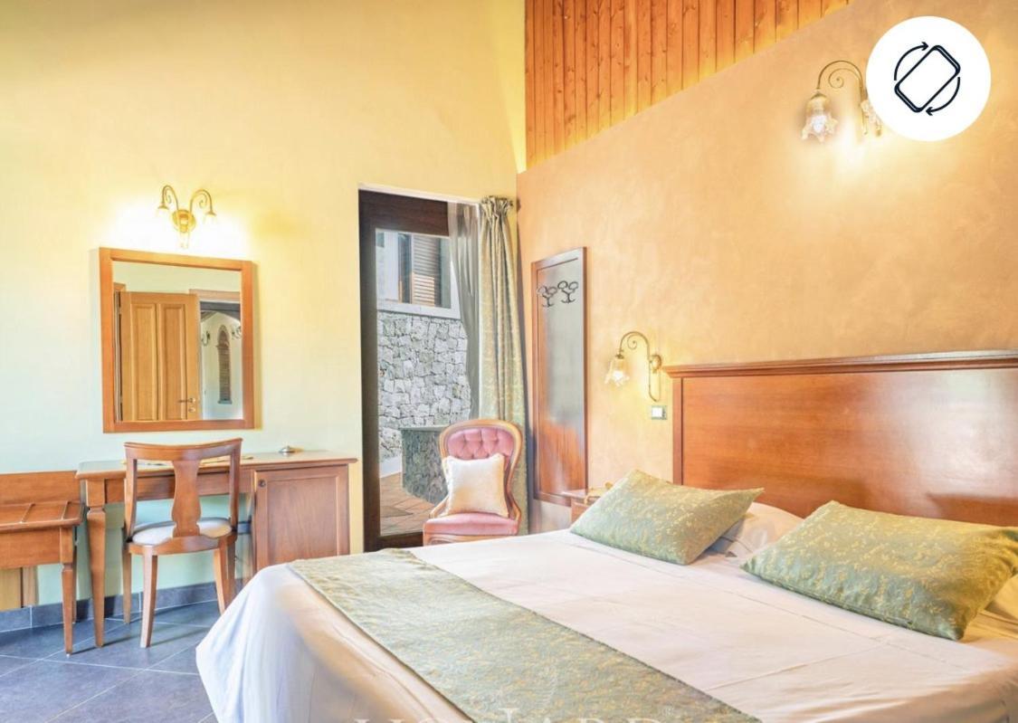 Hostal Antico Borgo Petralia Zafferana Etnea Exterior foto
